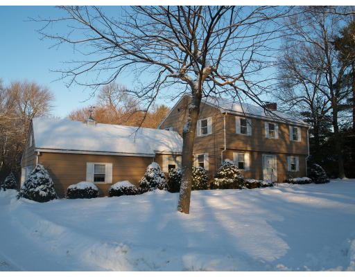 111 Parker Road Chelmsford, MA 01824 - Photo 1 of 14