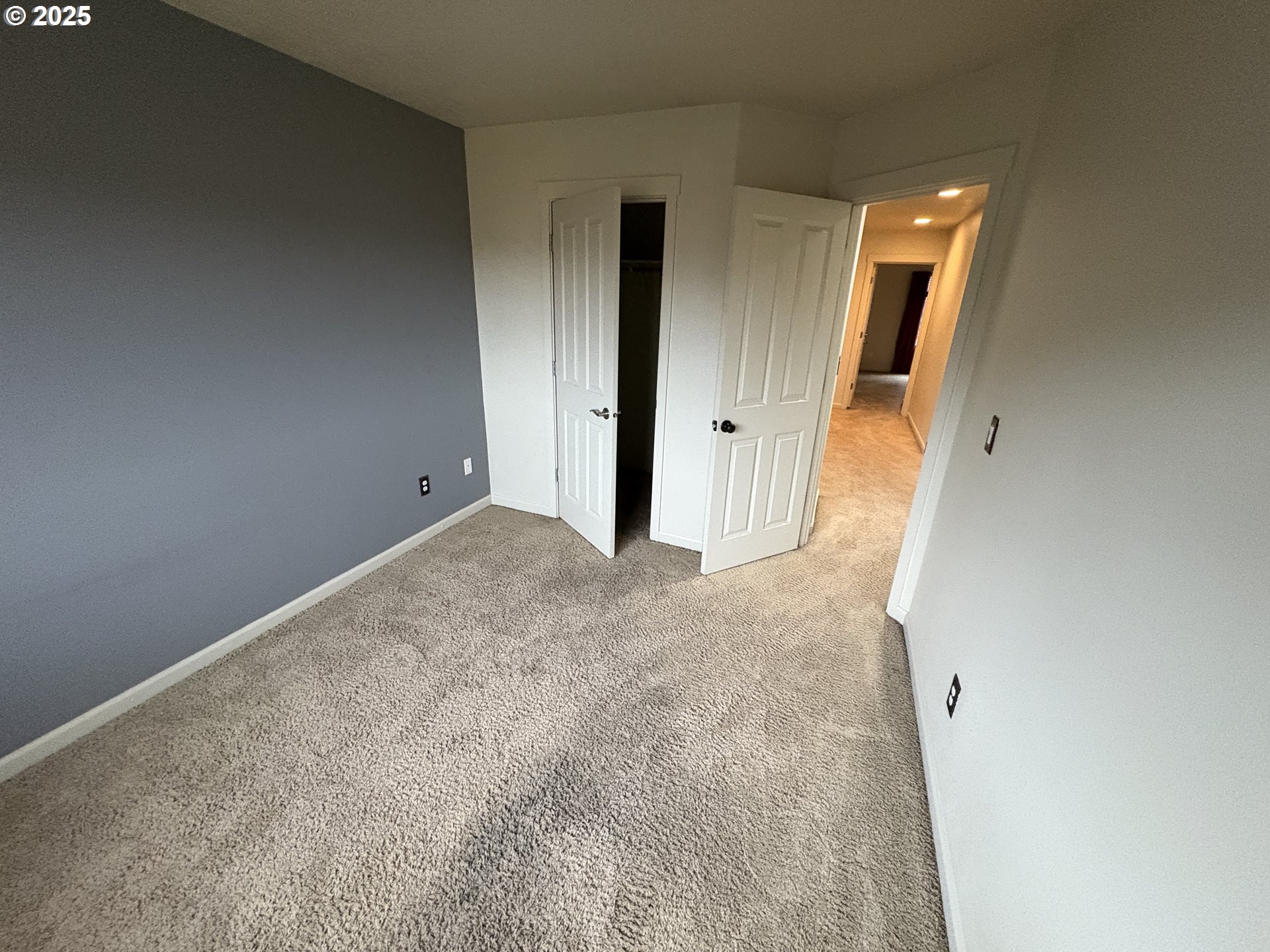 10552 Northeast Gateway Street Hillsboro, OR 97006 - Photo 24 of 41 wooden floor in an empty room