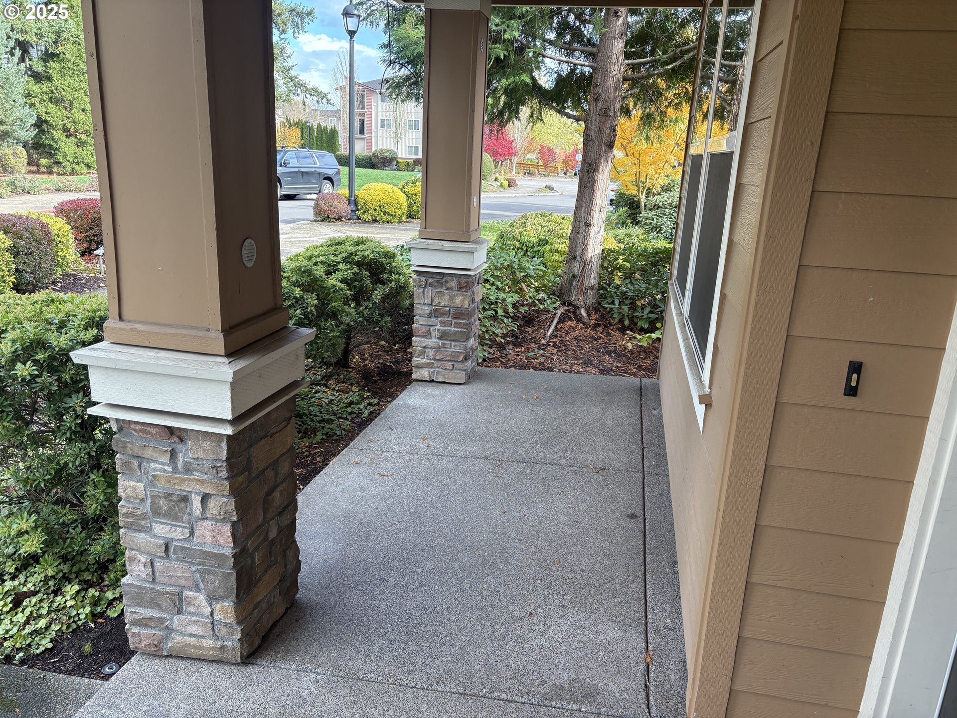 10552 Northeast Gateway Street Hillsboro, OR 97006 - Photo 3 of 41 a view of a entrance gate of the house