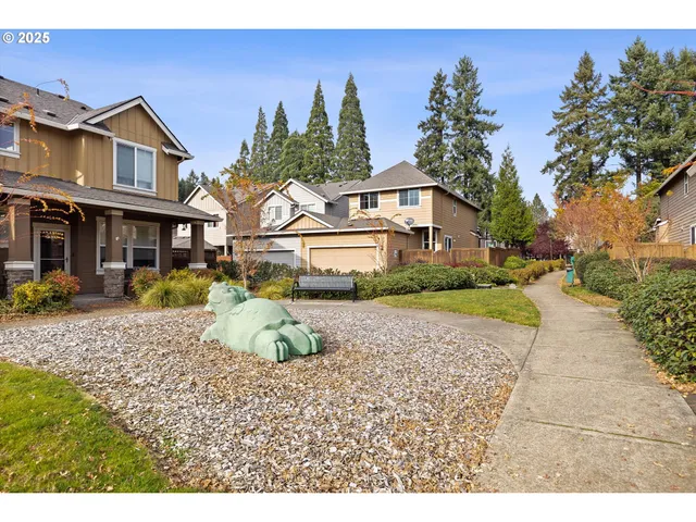 $519,500 | 10552 Northeast Gateway Street, Hillsboro, OR 97006