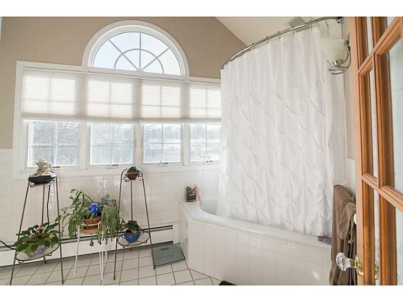175 New Meadow Road Barrington, RI 02806 - Photo 13 of 20 Master Bath/Spa.