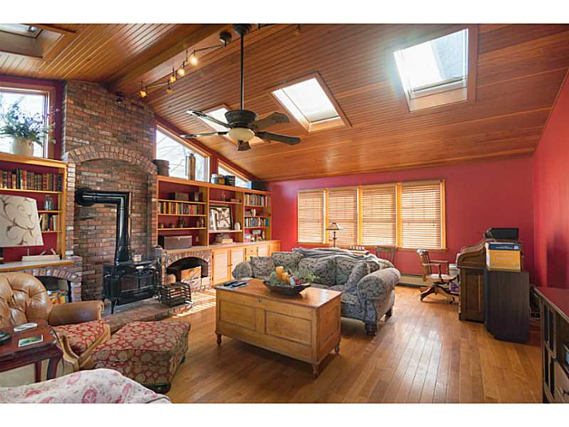 175 New Meadow Road Barrington, RI 02806 - Photo 4 of 20 Den/Family/Great Room.