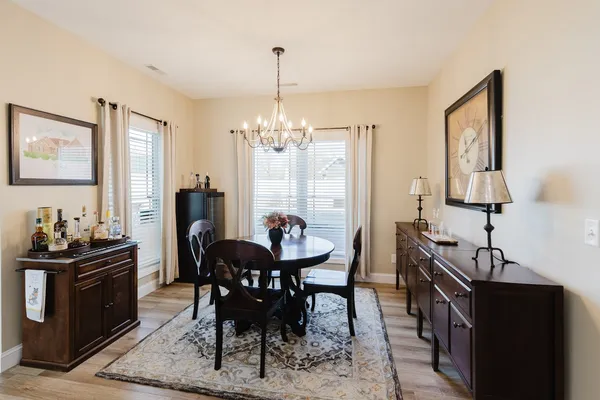 $550,000 | 1112 Daybreak Drive, Marion, IL 62959