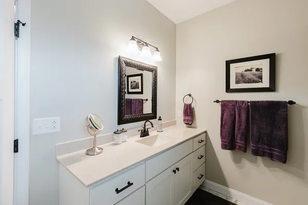 $550,000 | 1112 Daybreak Drive, Marion, IL 62959