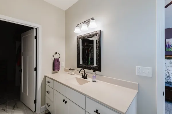 $550,000 | 1112 Daybreak Drive, Marion, IL 62959