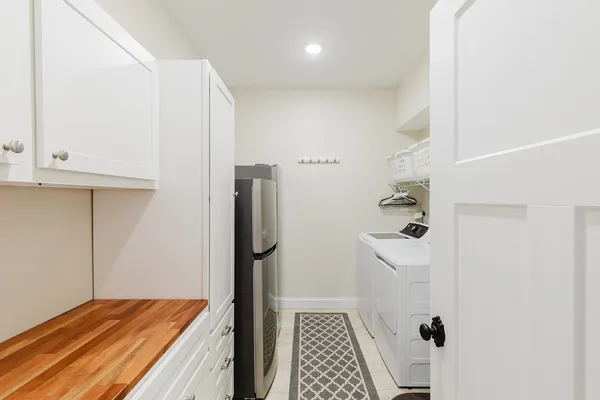 $550,000 | 1112 Daybreak Drive, Marion, IL 62959