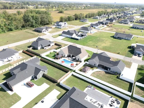 $550,000 | 1112 Daybreak Drive, Marion, IL 62959