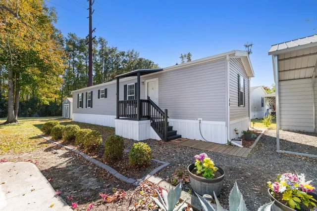 $199,900 | 40 Shamrock Circle, Murrells Inlet, SC 29576