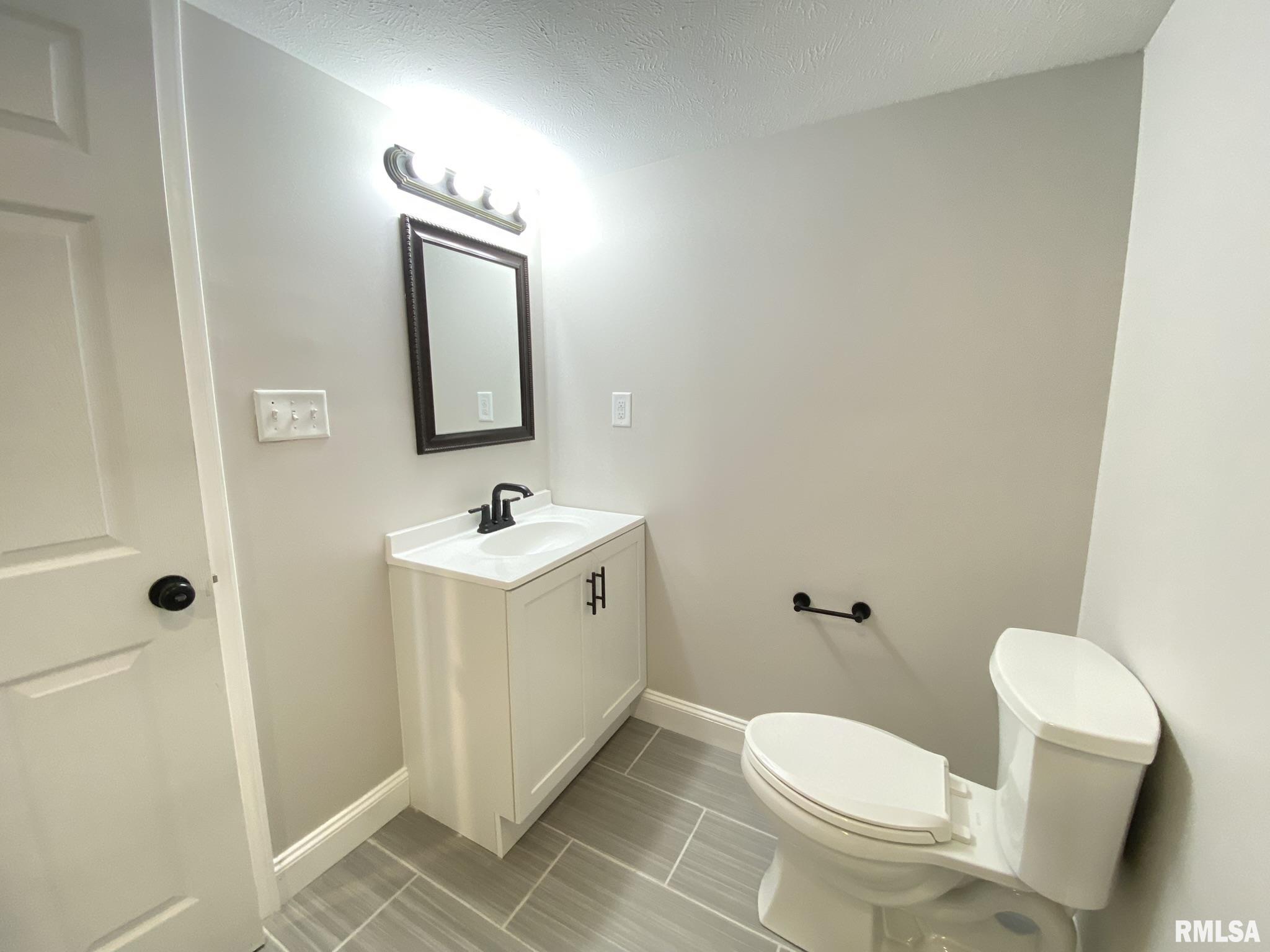 1890 Roby Road Mechanicsburg, IL 62545 - Photo 24 of 46 Gallery Image 24