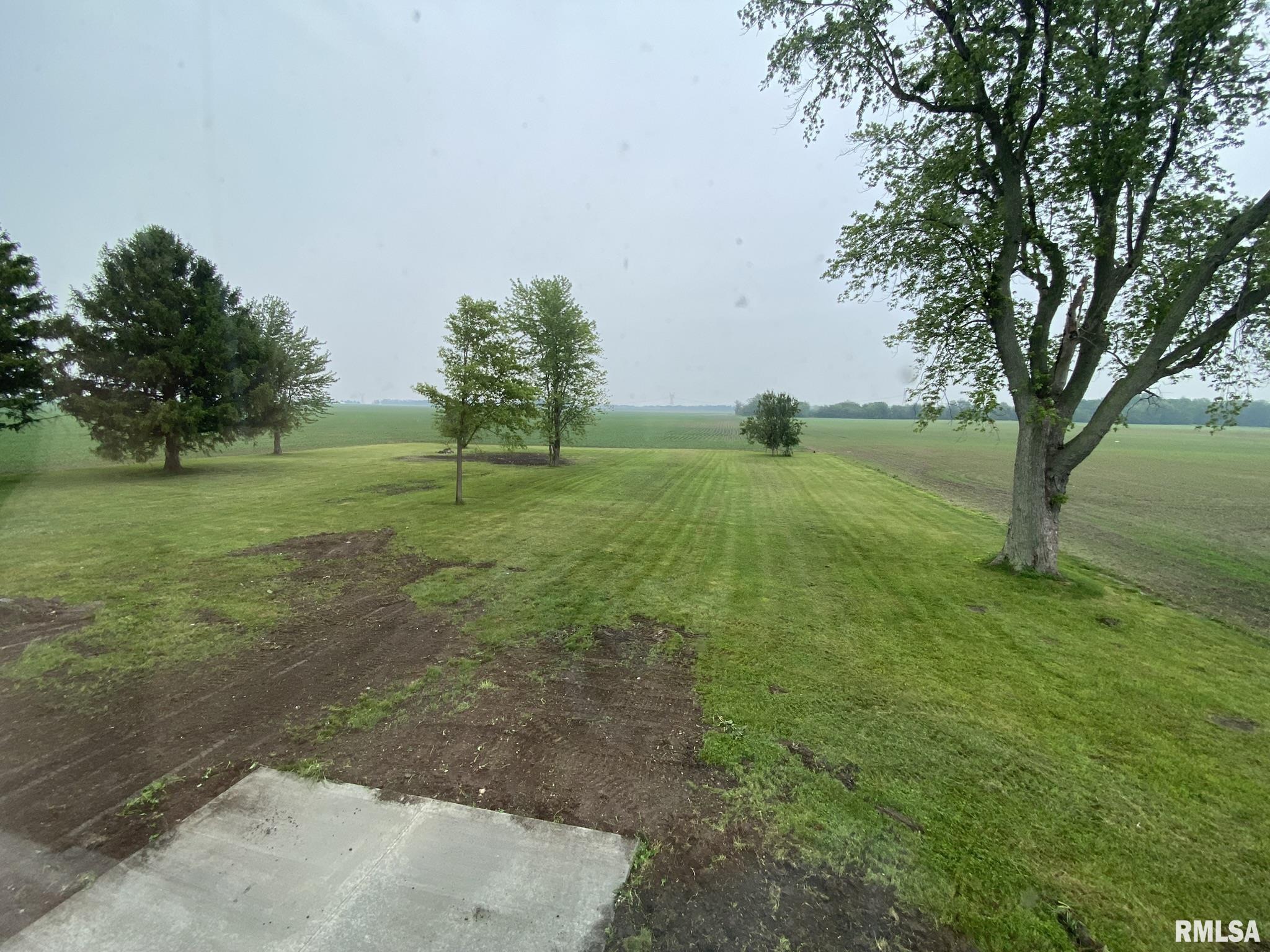 1890 Roby Road Mechanicsburg, IL 62545 - Photo 31 of 46 Gallery Image 31