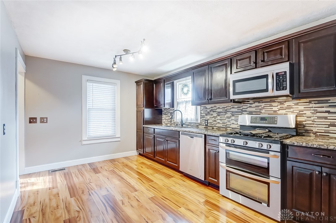 6125 West National Road Springfield, OH 45504 - Photo 11 of 36