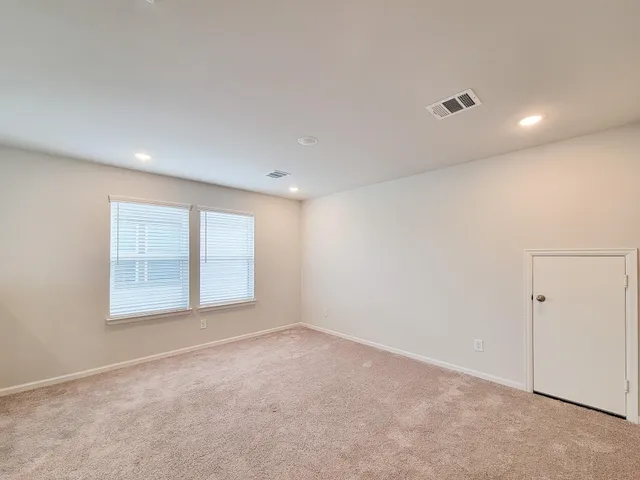 $2,350 | 94 Valiant Ridge Trail, Magnolia, TX 77354