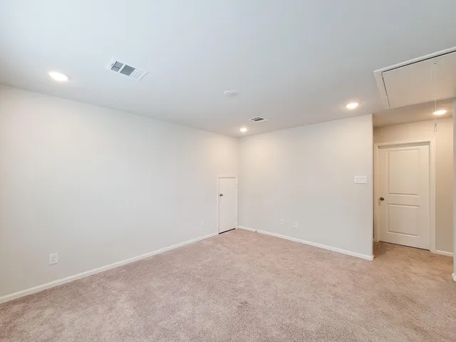 $2,400 | 94 Valiant Ridge Trail, Magnolia, TX 77354