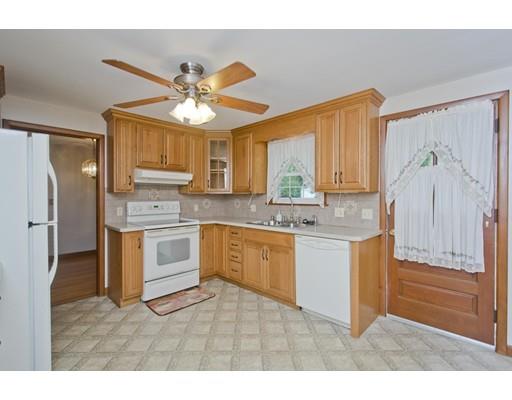 44 Richmond Road Ludlow, MA 01056 - Photo 11 of 42 Gallery Image 11