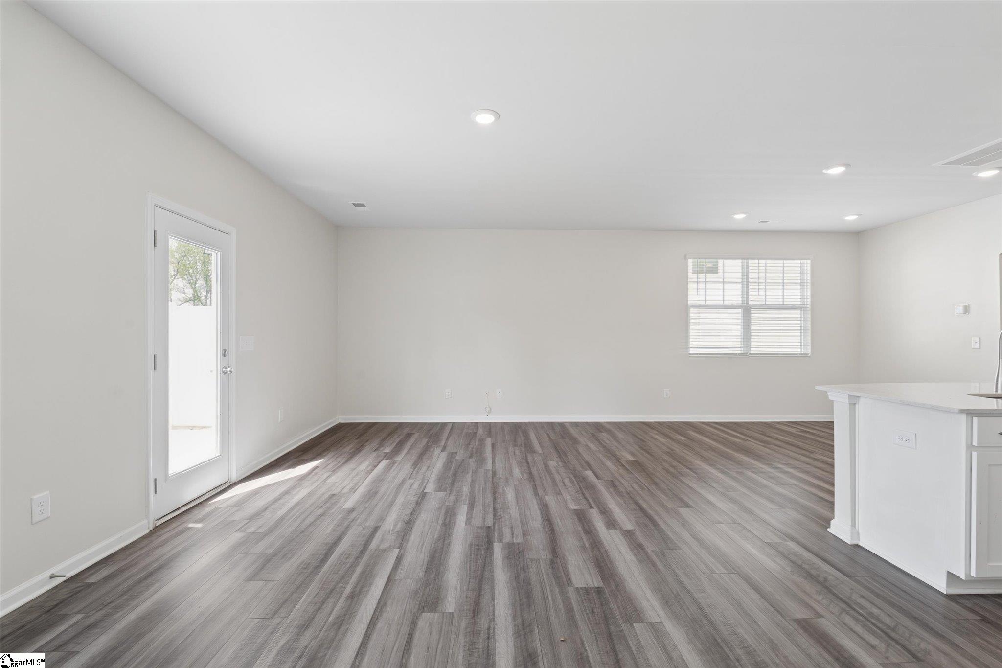 299 East Compass Way Easley, SC 29640 - Photo 12 of 26