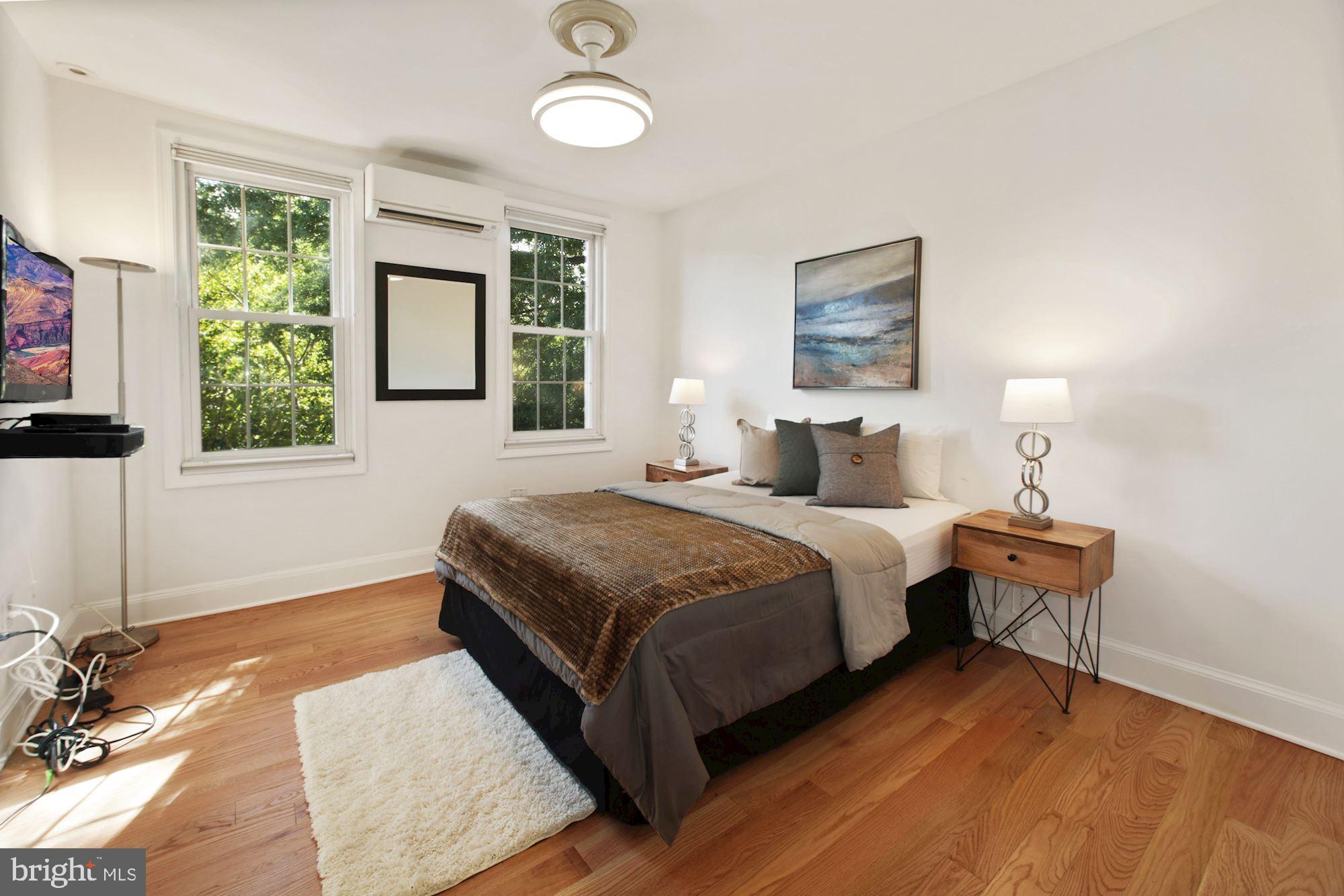 1391 D Street Northeast Washington, DC 20002 - Photo 13 of 39 Spacious Owner's Bedroom