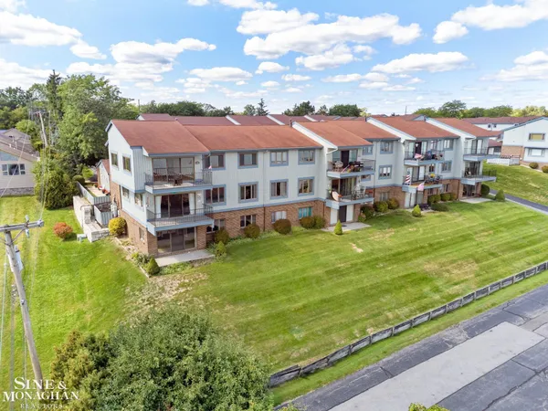 $389,900 | 1715 River Road, Unit 76, St. Clair, MI 48079