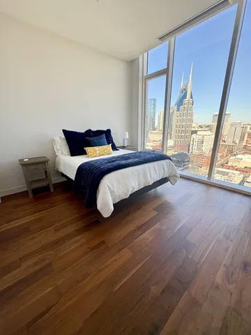 $15,000 | 160 2nd Avenue South, Unit 1707, Nashville, TN 37201