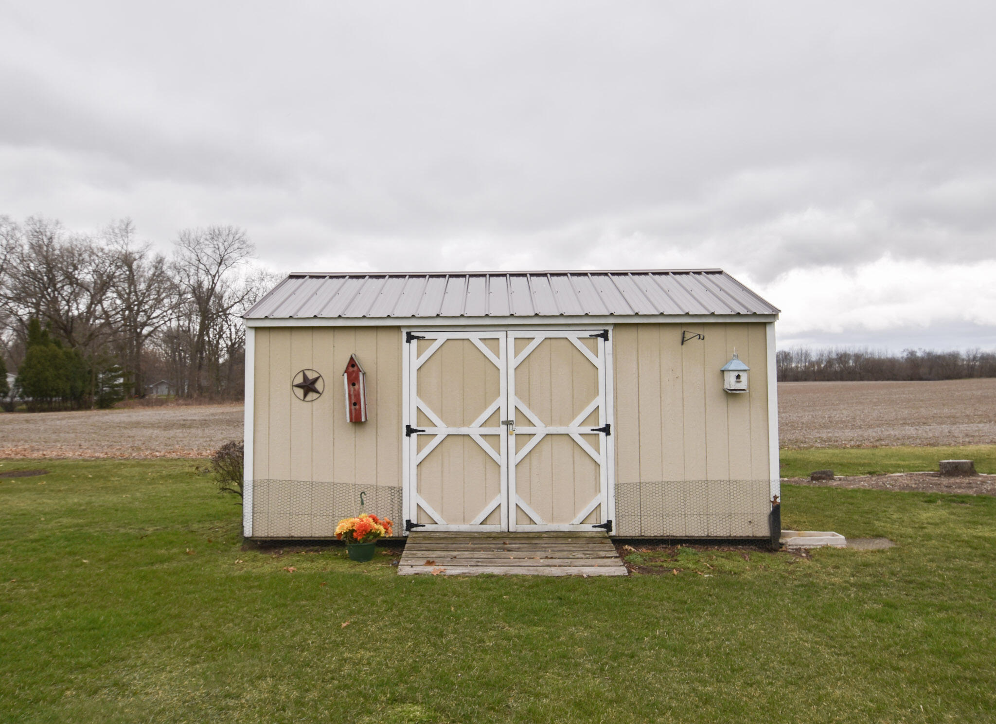 294 North Fiske Road Coldwater, MI 49036 - Photo 3 of 19 DSC_0146