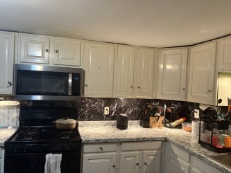 196 Rolf Avenue Chicopee, MA 01020 - Photo 5 of 12 Gallery Image 5