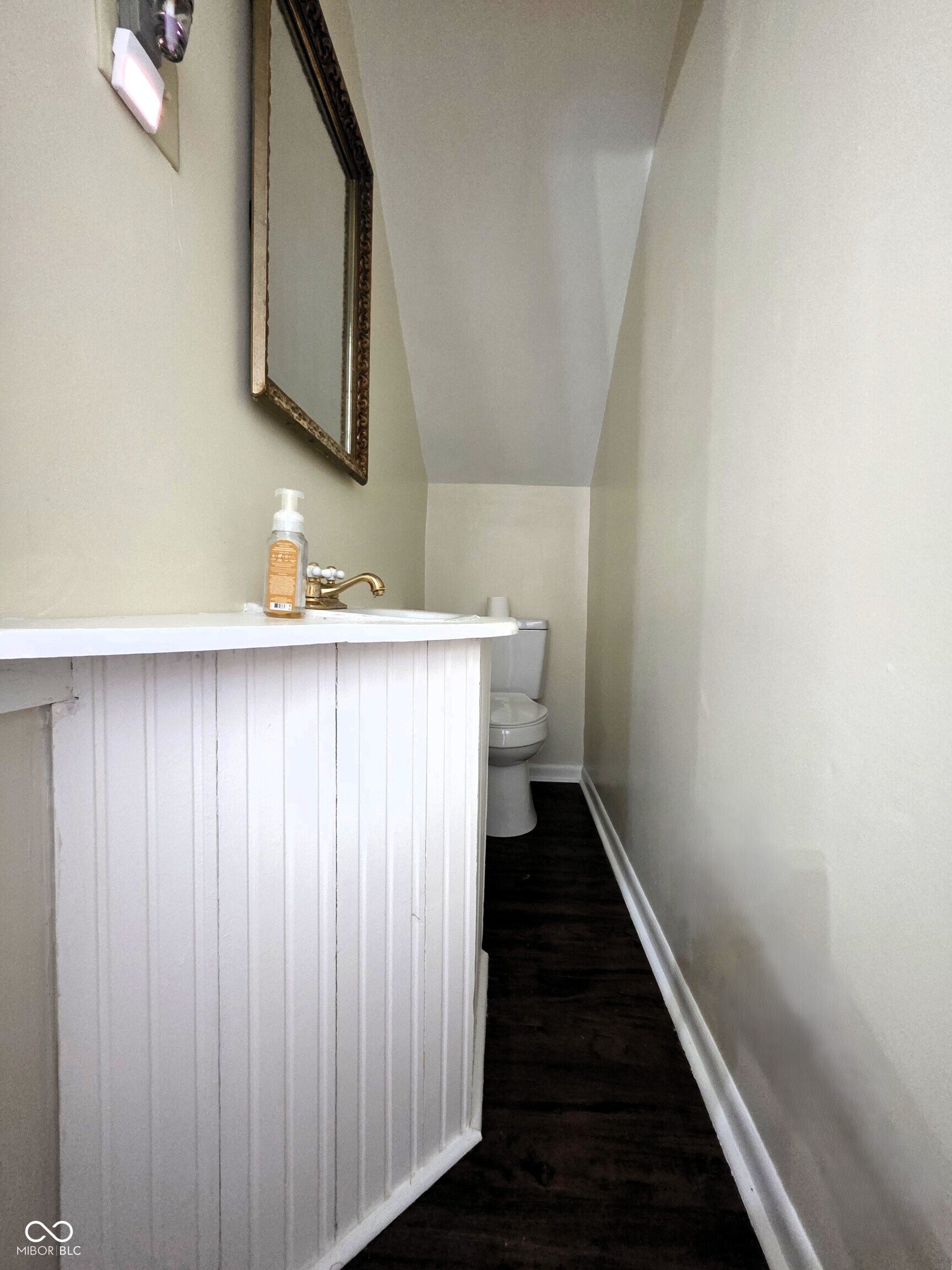 6908 Mendenhall Road Indianapolis, IN 46221 - Photo 22 of 35