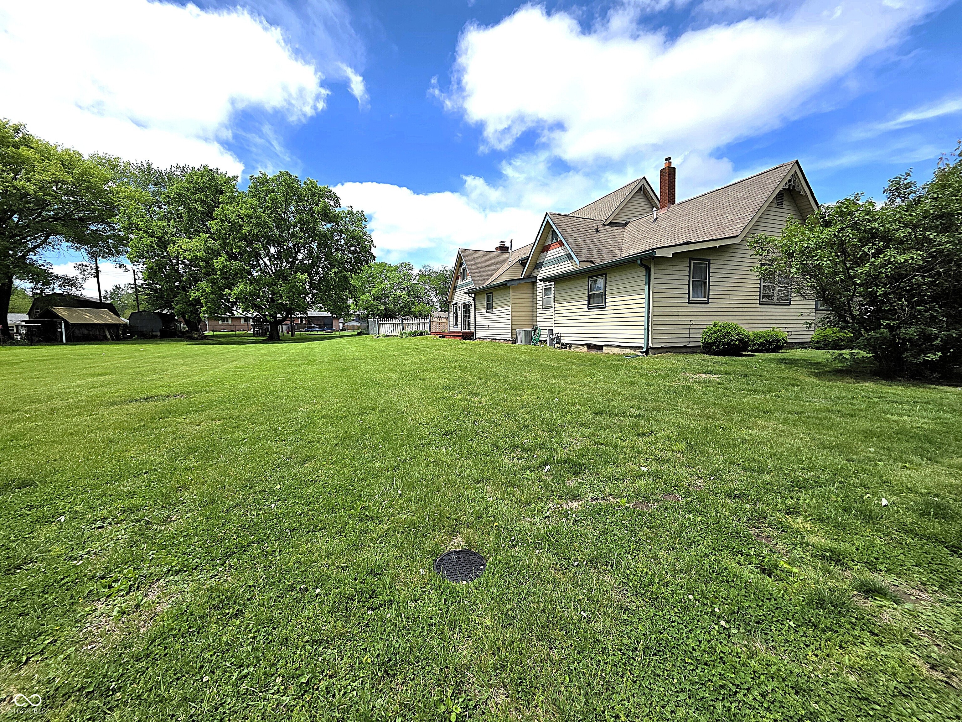 6908 Mendenhall Road Indianapolis, IN 46221 - Photo 31 of 35