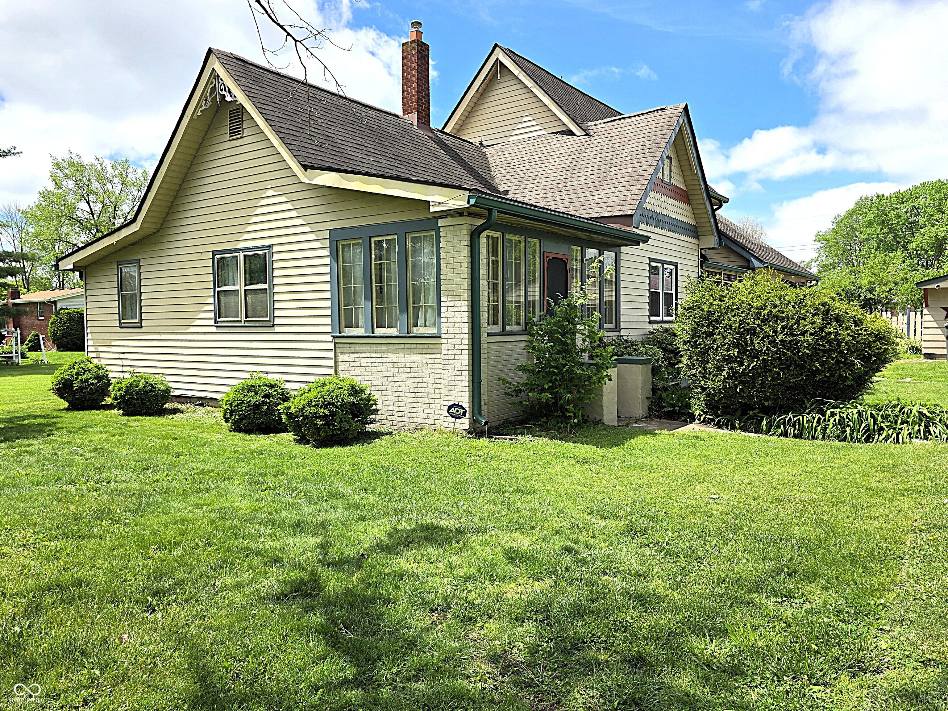 6908 Mendenhall Road Indianapolis, IN 46221 - Photo 35 of 35