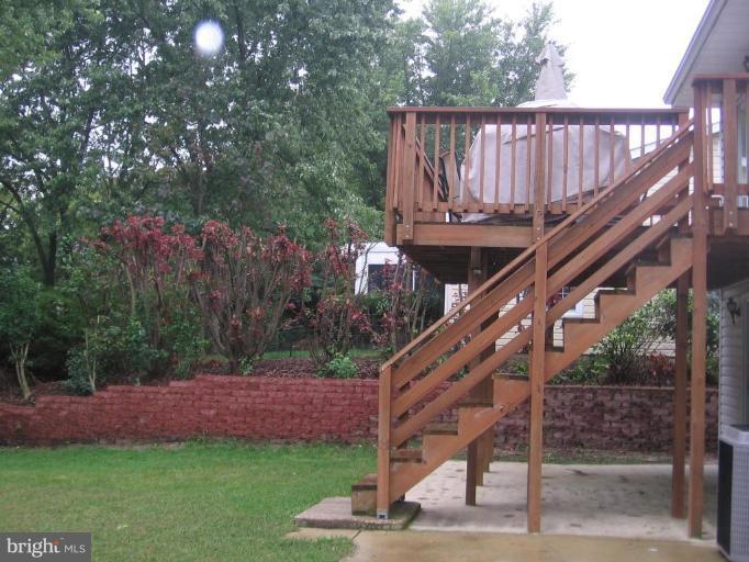 7895 Chalice Road Severn, MD 21144 - Photo 11 of 22 Deck