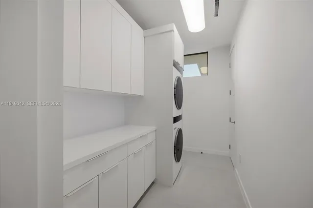 $5,695,000 | 7965 Southwest 53rd Avenue, Miami, FL 33143