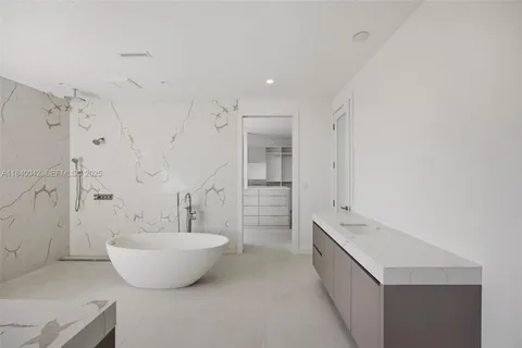 $5,695,000 | 7965 Southwest 53rd Avenue, Miami, FL 33143