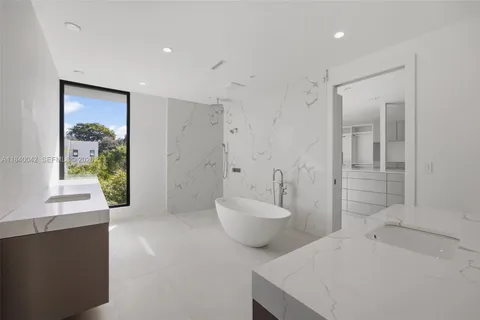 $5,695,000 | 7965 Southwest 53rd Avenue, Miami, FL 33143