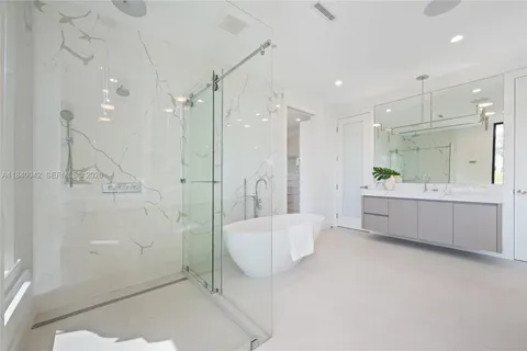 $5,695,000 | 7965 Southwest 53rd Avenue, Miami, FL 33143