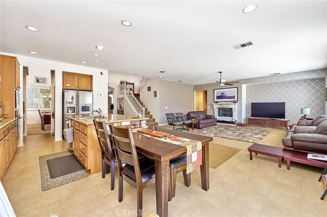 $687,500 | 2106 Tangerine Street, Palmdale, CA 93551