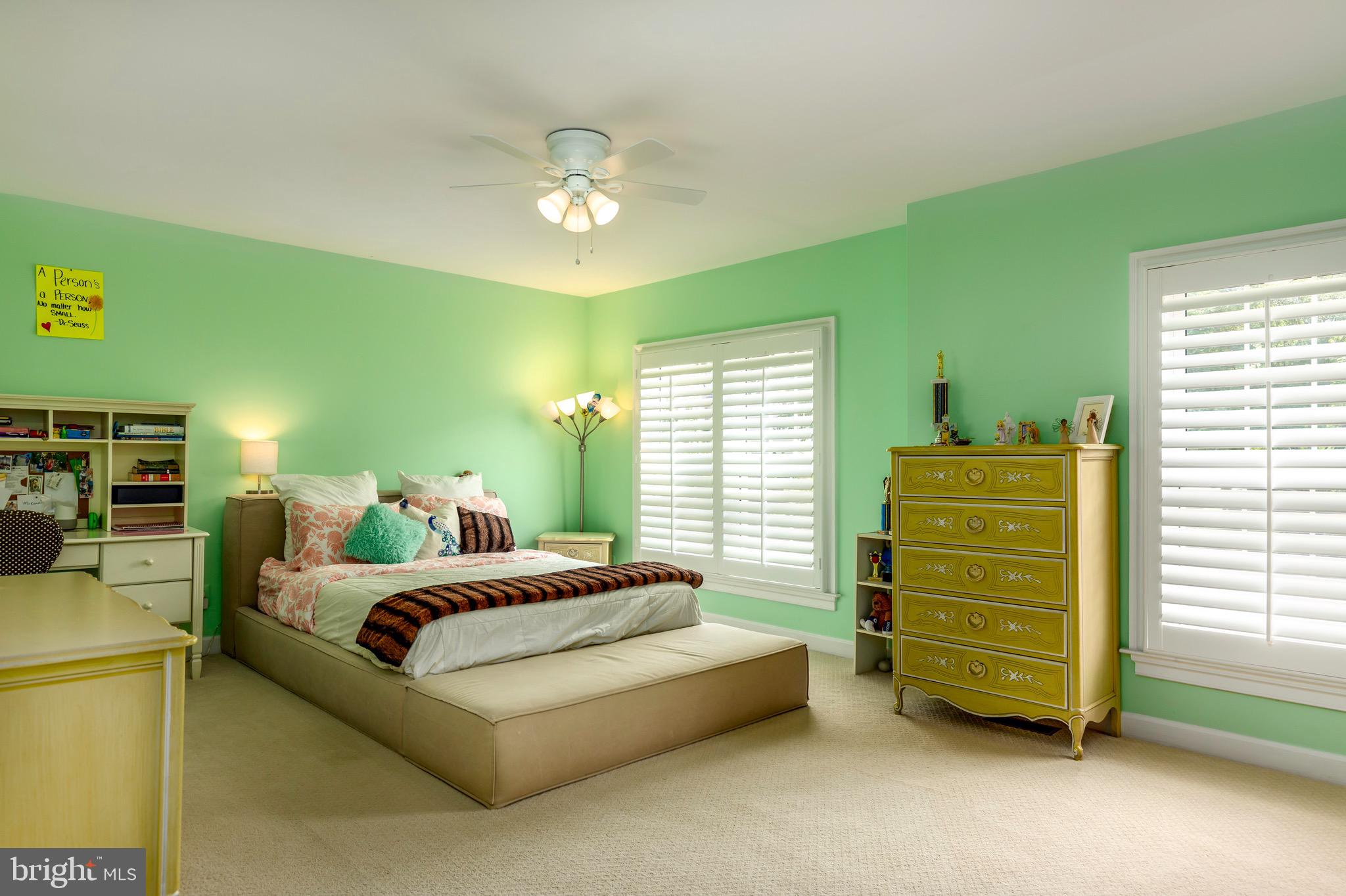 9736 Hidden Valley Road Vienna, VA 22181 - Photo 24 of 39 Gallery Image 24