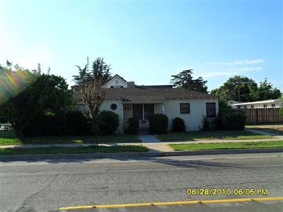 2137 10th Street Reedley, CA 93654 - Photo 1 of 1