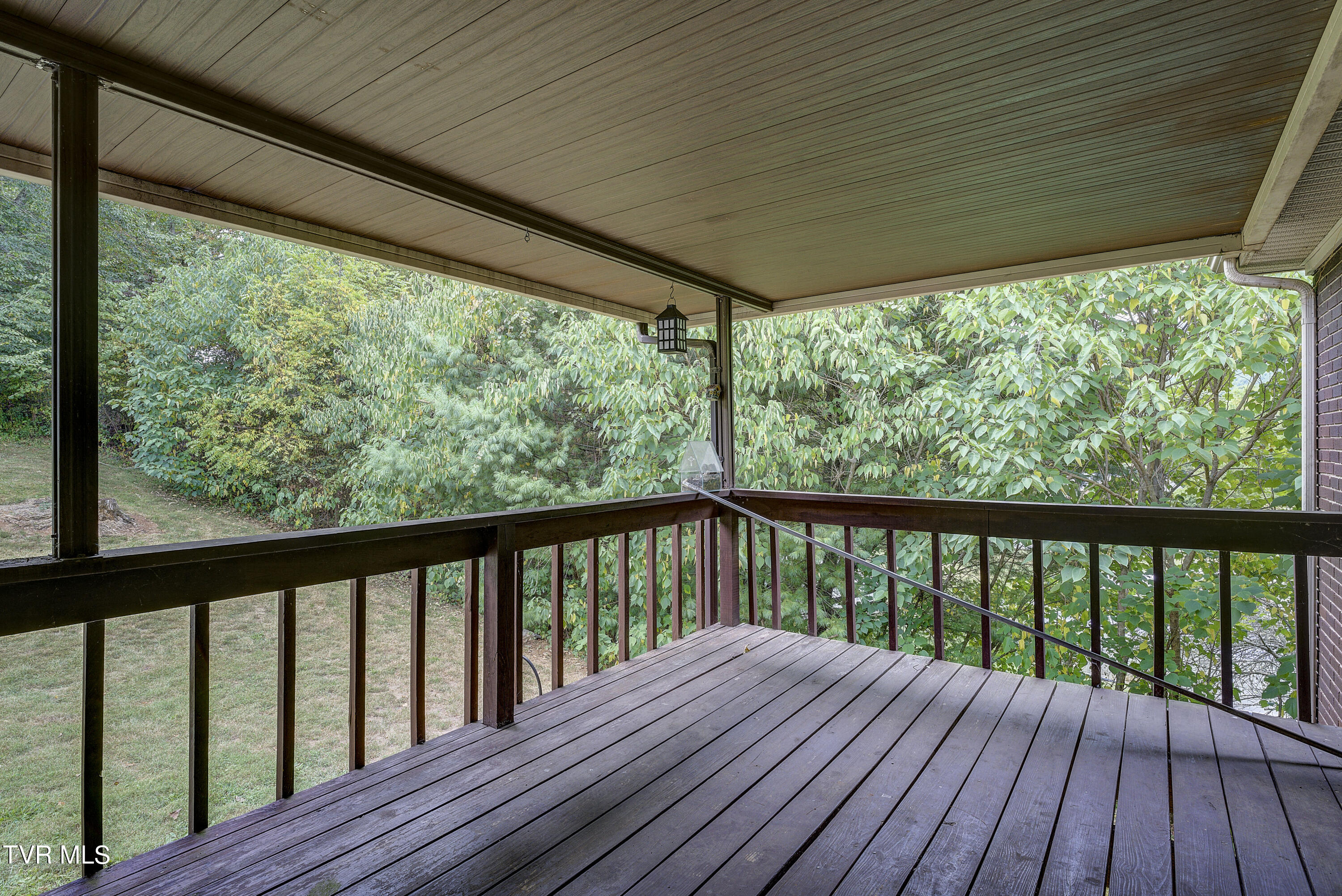 122 Unaka Subdivision Road Elizabethton, TN 37643 - Photo 38 of 46 Unaka-24