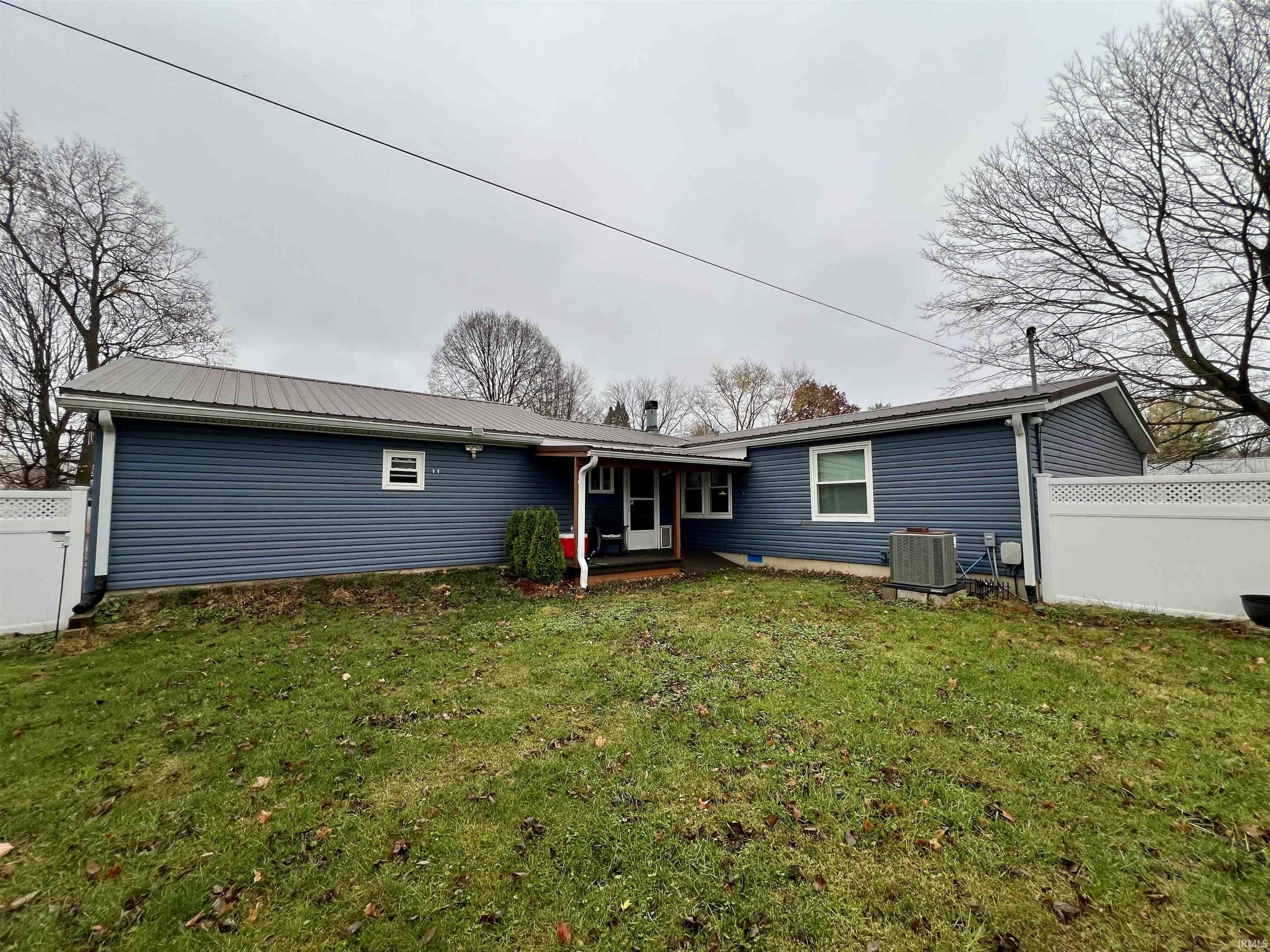 1502 College Avenue Rochester, IN 46975 - Photo 21 of 35