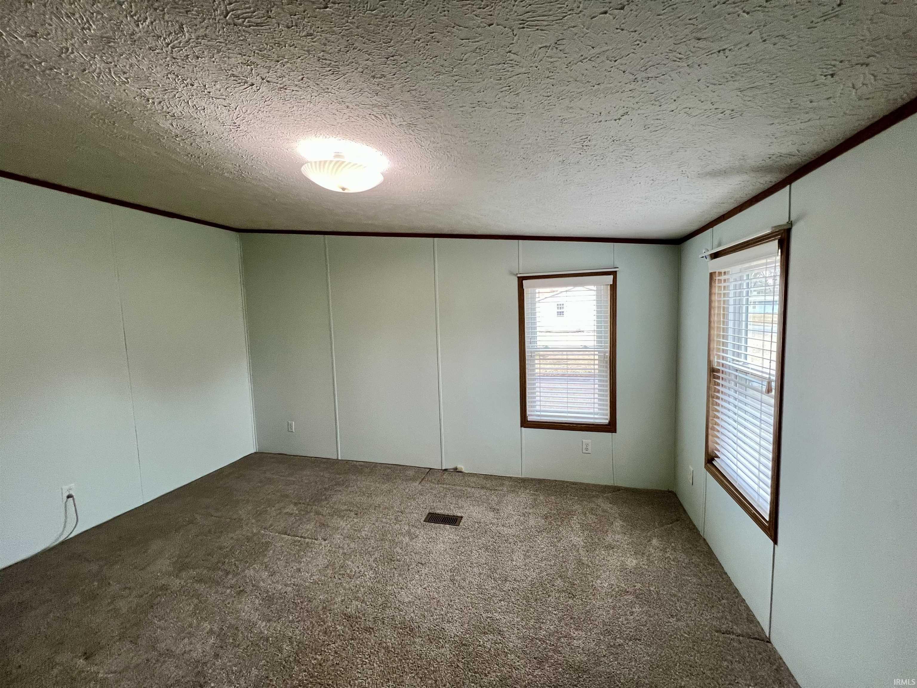 1502 College Avenue Rochester, IN 46975 - Photo 28 of 35