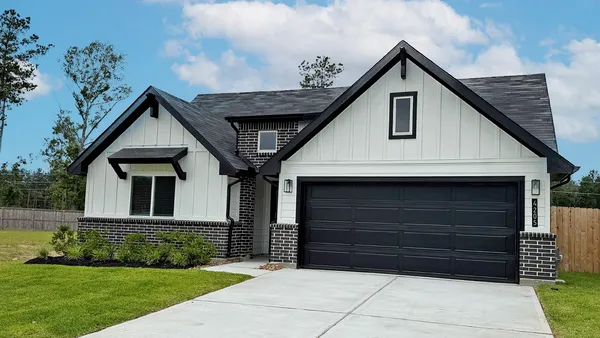 $325,590 | 4205 Multnomah Fls Drive, Conroe, TX 77303