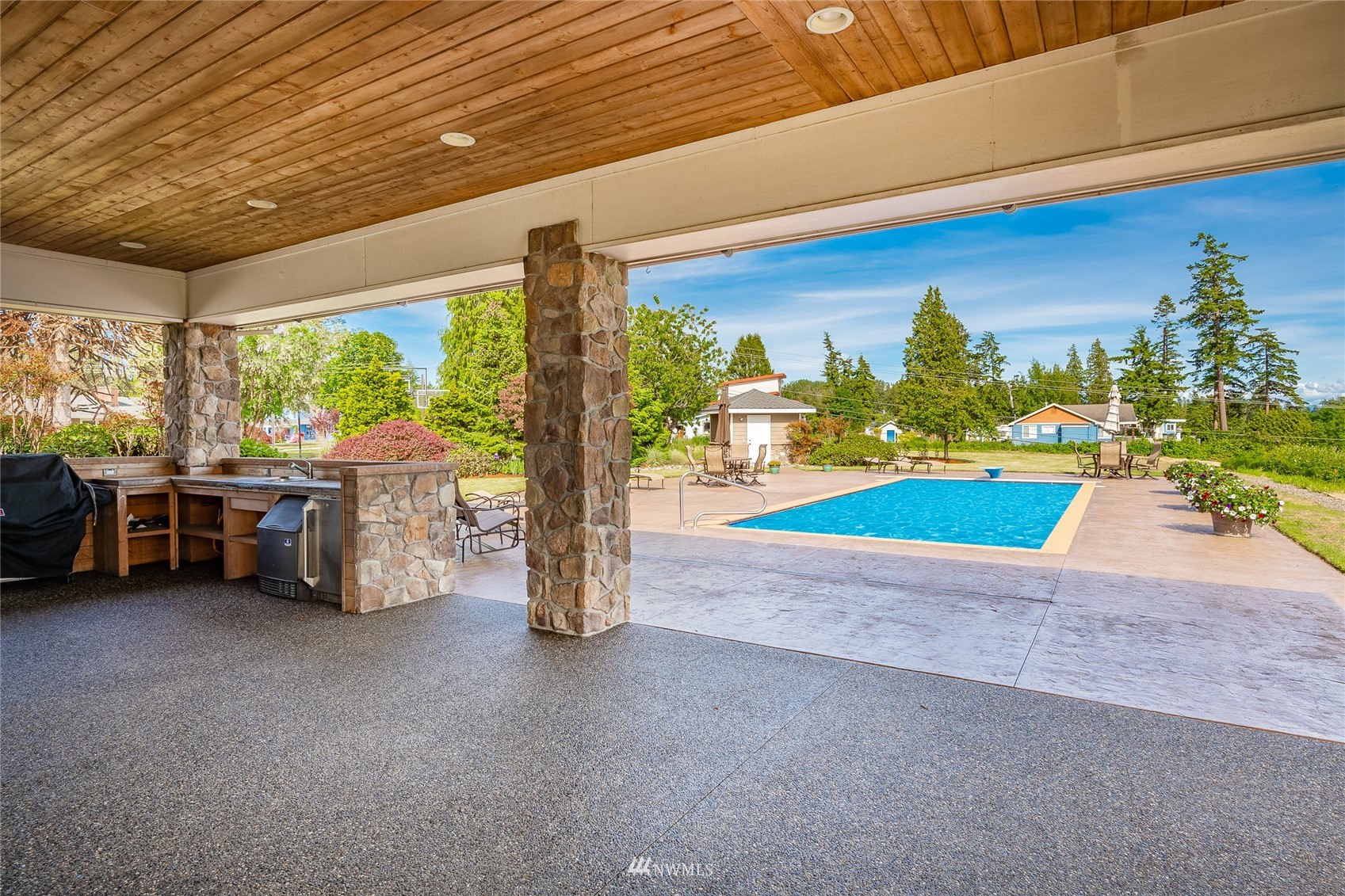 8283 Shintaffer Road Blaine, WA 98230 - Photo 13 of 39 Gallery Image 13