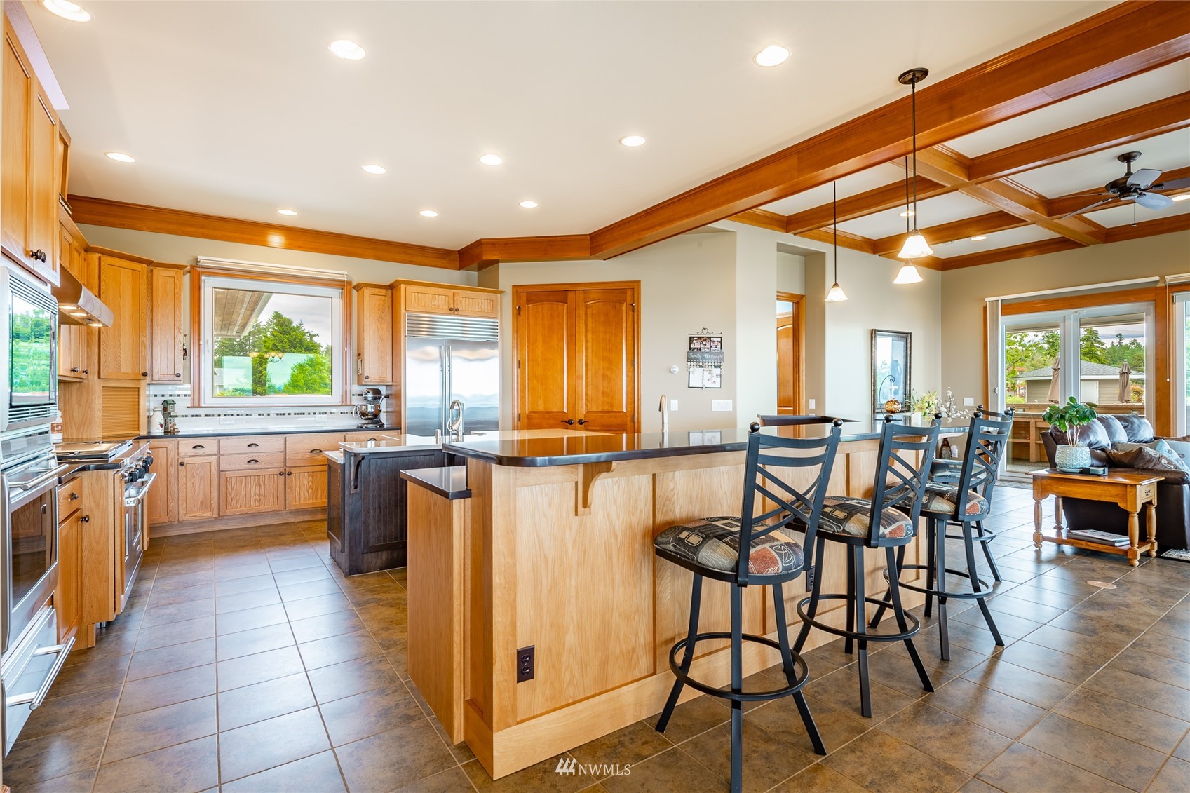 8283 Shintaffer Road Blaine, WA 98230 - Photo 9 of 39 Gallery Image 9