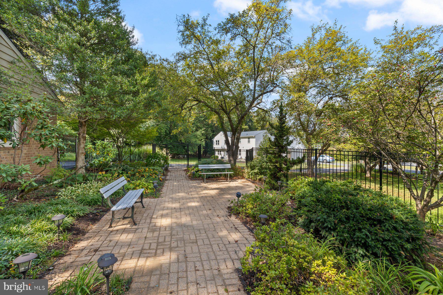 16400 Montecrest Lane Gaithersburg, MD 20878 - Photo 4 of 58