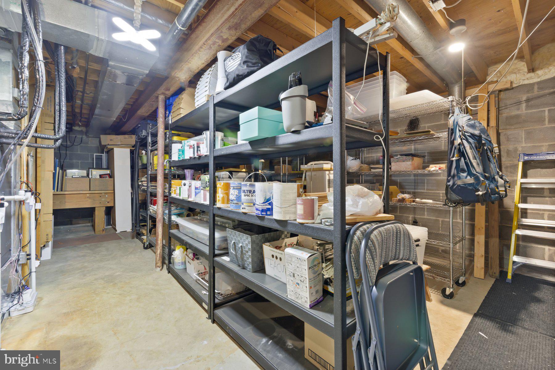 16400 Montecrest Lane Gaithersburg, MD 20878 - Photo 45 of 58 Storage area