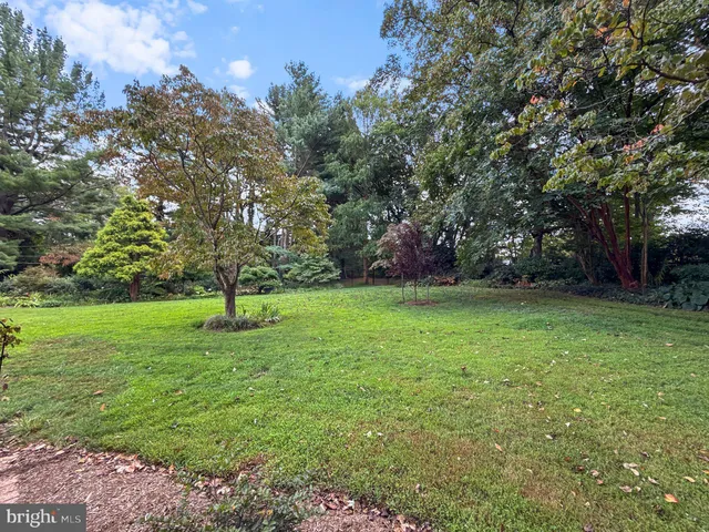 $925,000 | 16400 Montecrest Lane, Gaithersburg, MD 20878