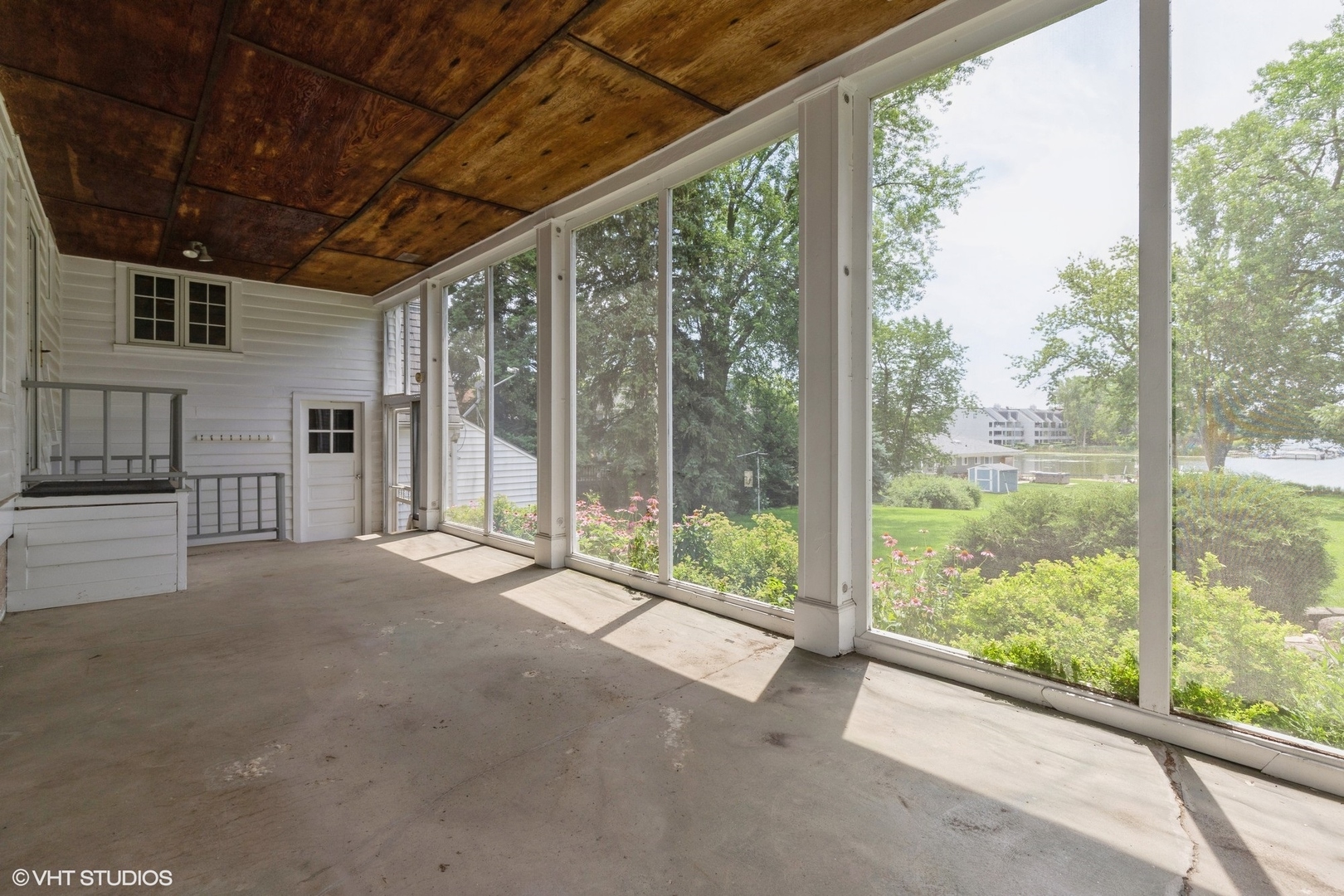 3 Lakeview Drive Mundelein, IL 60060 - Photo 10 of 13