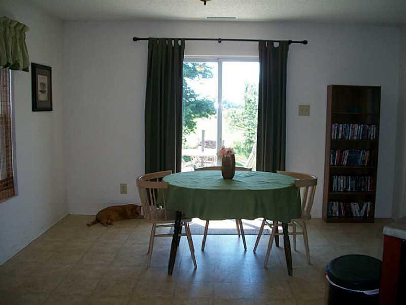 8317 South Firefly Drive Pendleton, IN 46064 - Photo 11 of 24 Gallery Image 11