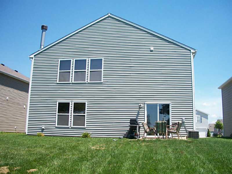 8317 South Firefly Drive Pendleton, IN 46064 - Photo 3 of 24 Gallery Image 3