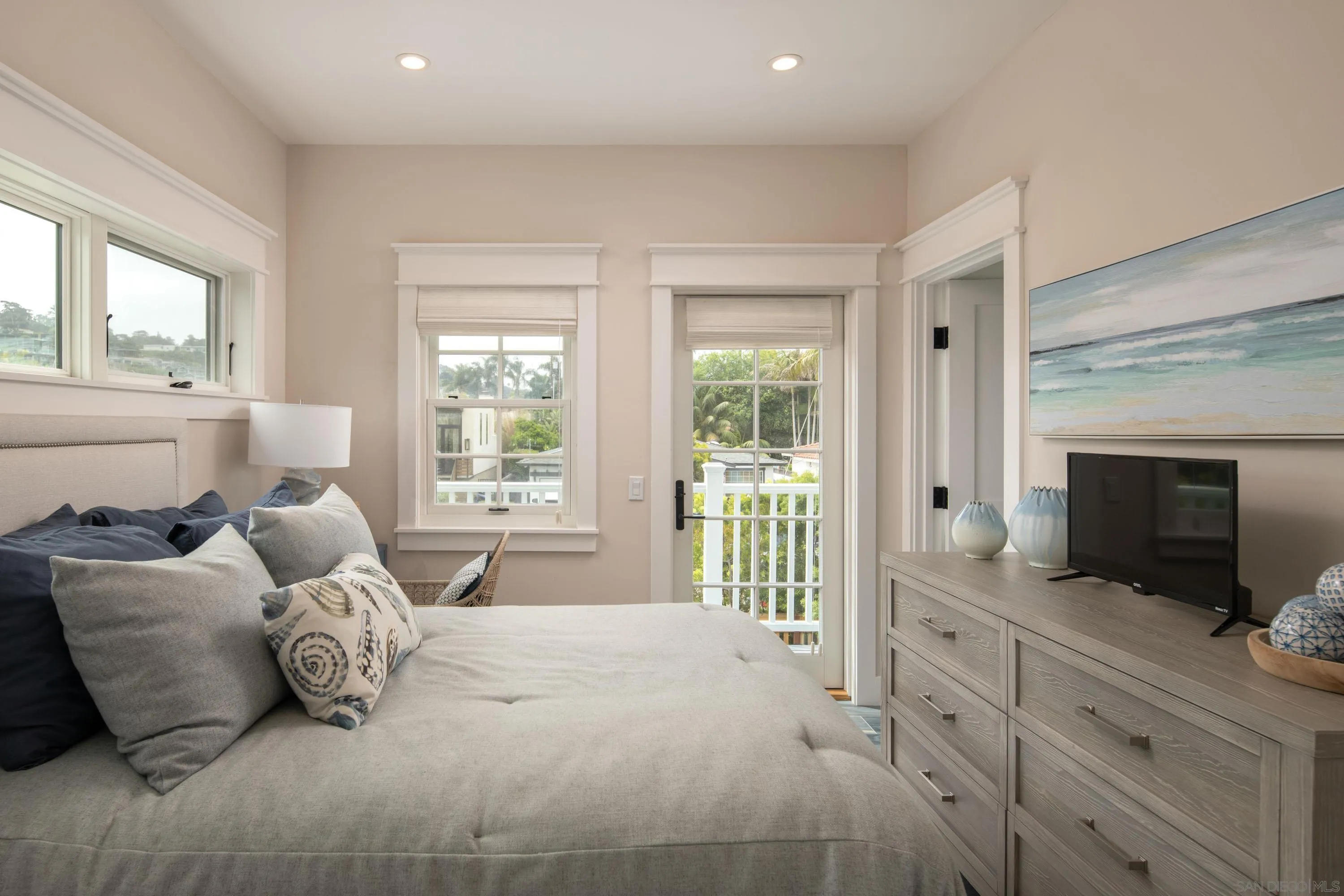 264 24th Street Del Mar, CA 92014 - Photo 19 of 28