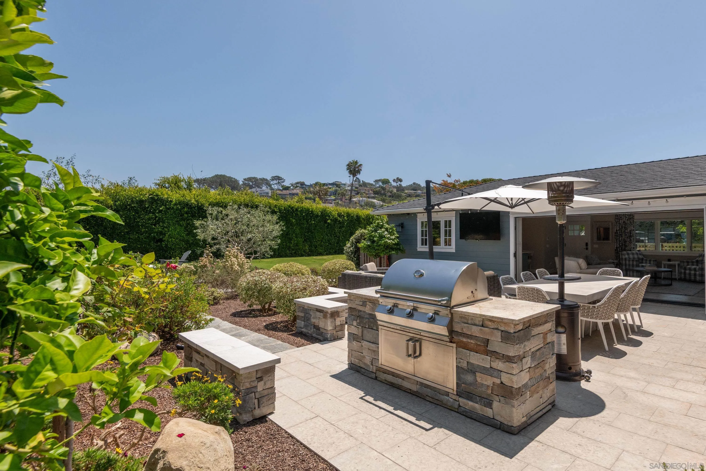 264 24th Street Del Mar, CA 92014 - Photo 22 of 28