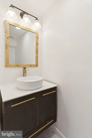 $389,000 | 65 Limekiln Pike, Glenside, PA 19038